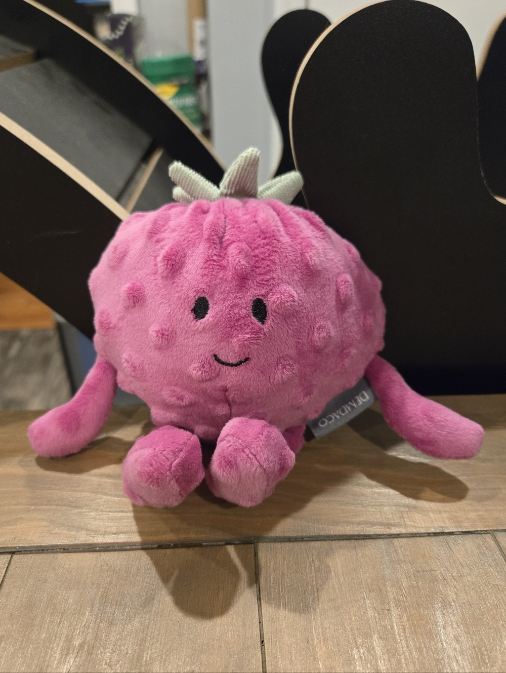 Demdaco Smello' Fellows Berry Happy Scented Plush Strawberry
